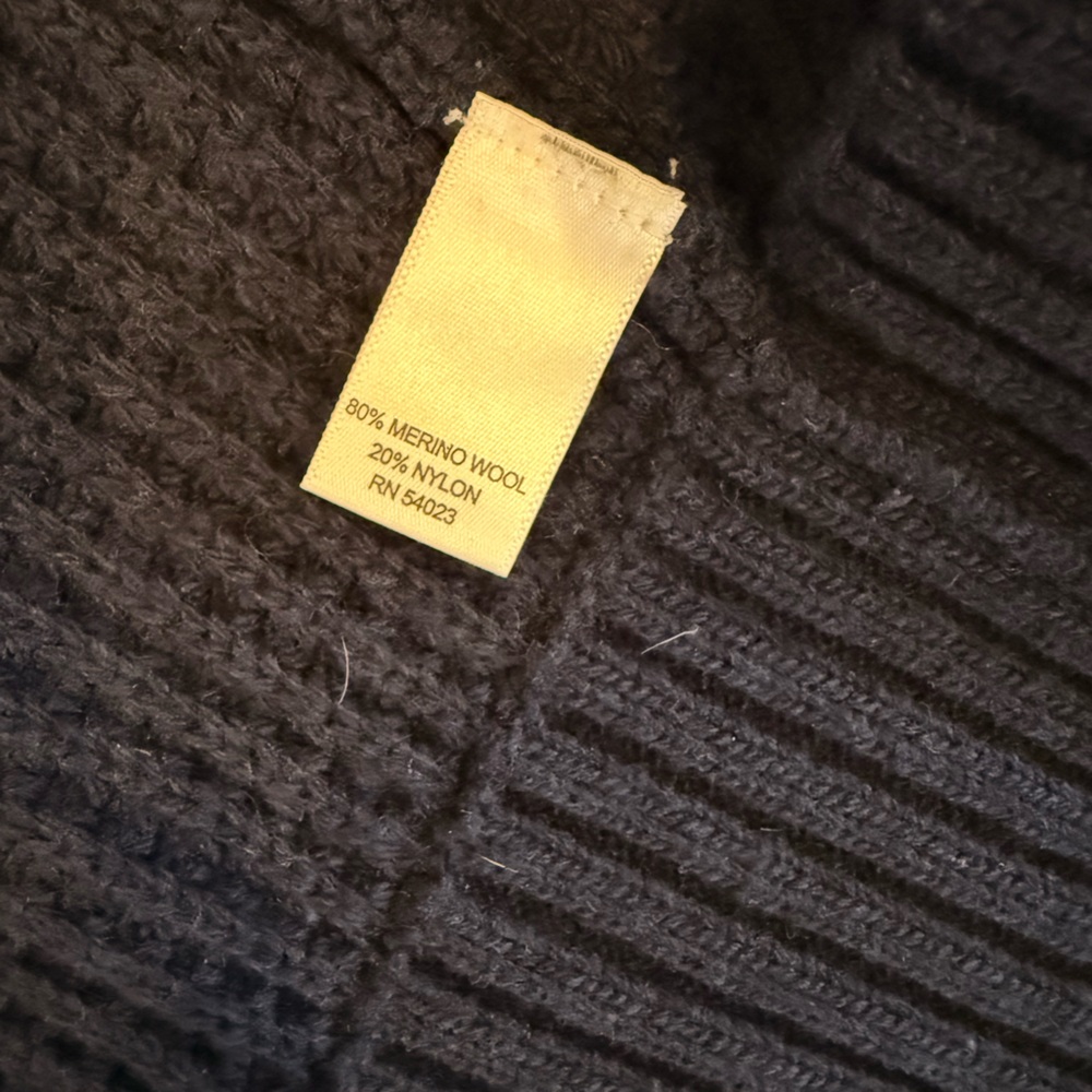Banana Republic 80% Merino Wool Deep Blue Men's Cardigan - Picture 3 of 5